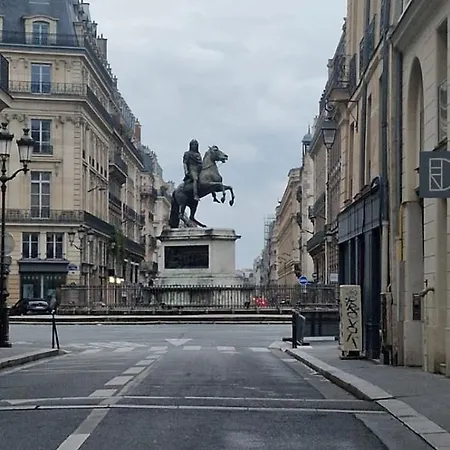 Luxury Living In 1er - Palais Royal, Victoires-louvre Apartment